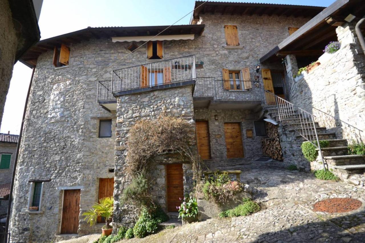 Couette-café Rustico Di Barna